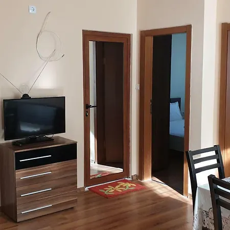 2bed App. Next To The Ski Lift Apartment *